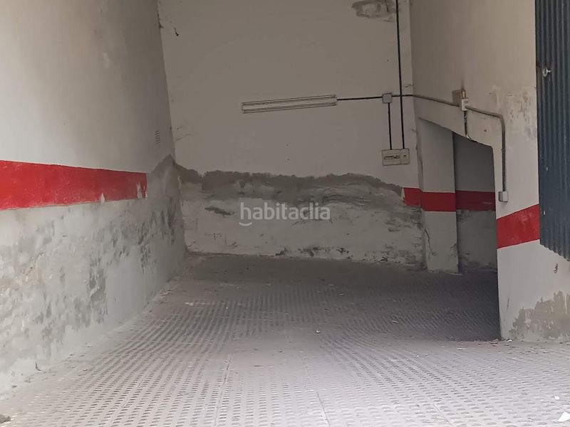 Foto a25db8ea-d0b5-4cb7-85ad-004026ad7a00. Aparcament cotxe a Pinos Puente