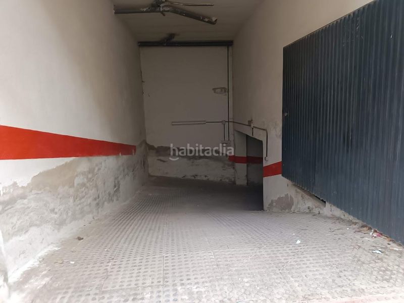 Foto b2003e65-7540-430c-8872-eedbf86fd0df. Aparcament cotxe a Pinos Puente