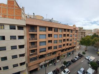 Piso en Calle cura 7. La gran oportunidad en el centro de albacete