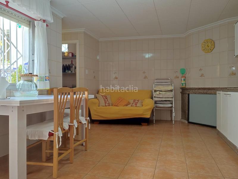 Foto 0624b2d3-3fa5-450a-9821-fdafb03a3e5f. Casa  de pueblo pareada con terraza y vistas en casas del señor monóvar en Monòver