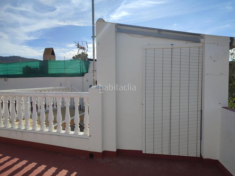 Foto d760f461-b70a-4cf4-b7ce-198da79edf79. Casa  de pueblo pareada con terraza y vistas en casas del señor monóvar en Monòver