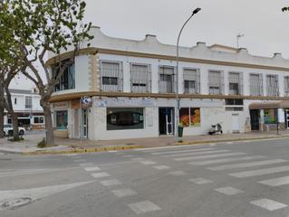 Lloguer Local Comercial a Avenida de Rota. Traspaso local asador de pollos