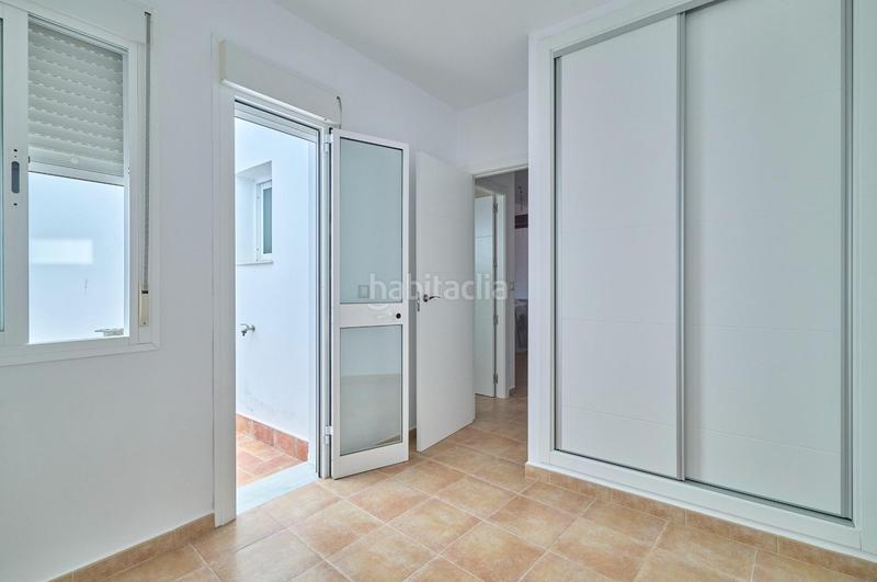 Foto 958ab3d2-da04-47a8-8d8e-57ed0fb480a8. Dúplex  a estrenar y garaje en venta en Playa de la Regla Chipiona