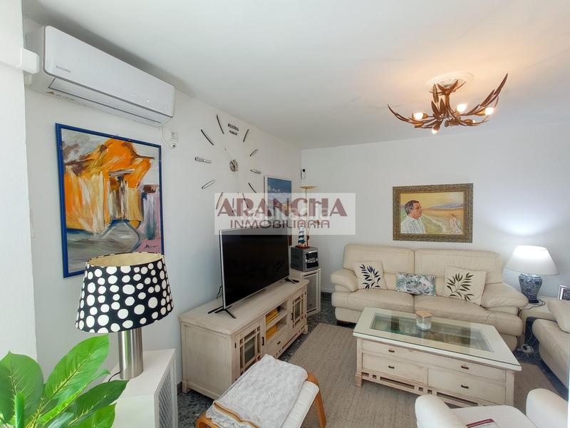 Foto 935e1354-ab91-45ac-9dd0-cb1aa301cb8c. Piso  en pleno Centro venta en Centro Chipiona