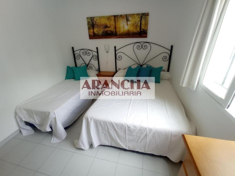 Foto 2d556e01-429d-457e-9f72-7e5ae98883cd. Planta baja a01361 apartamento en pleno centro vender en Chipiona