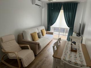 Appartement à Santuario. Piso en playa de regla garaje y ascensor