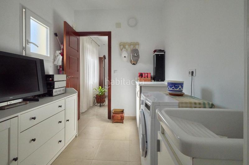 Foto 0f12eb9e-a618-400f-8d7e-322fa3535597. Piso  en pleno Centro sin comunidad en venta en Chipiona