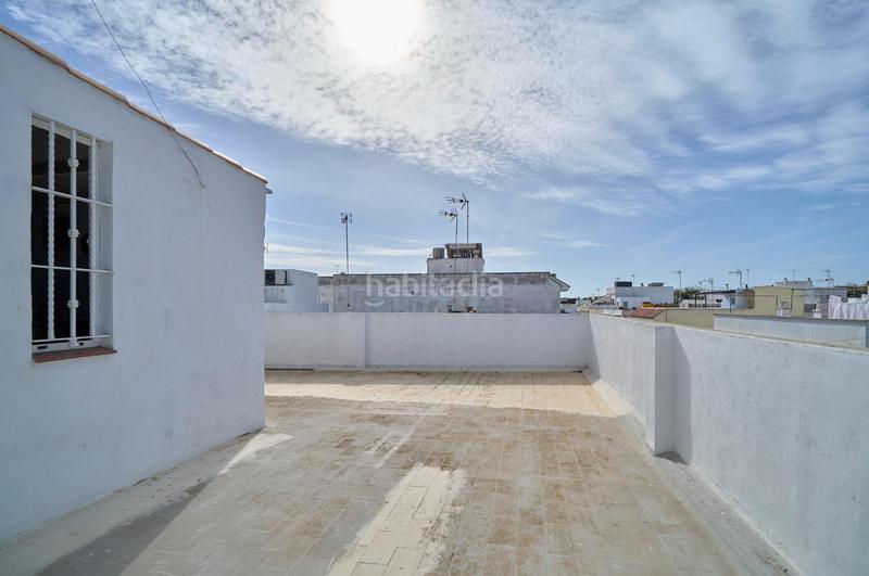 Foto 142d6b87-f2b8-435c-a65e-4283094fb462. Piso  en pleno Centro sin comunidad en venta en Chipiona