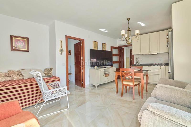 Foto baea7bdf-b052-4489-bc78-d3a69b99fbea. Piso  en pleno Centro sin comunidad en venta en Chipiona