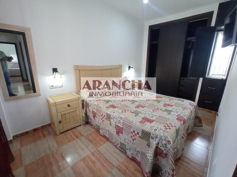 Foto c8f871eb-031a-4872-8c15-3bf96a98765c. Piso  de tres dormitorios en Centro Chipiona