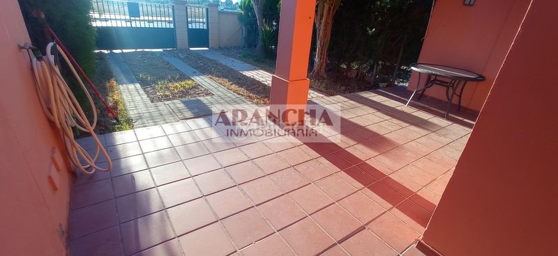 Foto 7daadd80-6773-4c6f-9f59-0c9f6af6b99f. Xalet amb aparcament piscina a La Laguna Chipiona