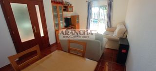 Xalet a La Laguna. A01389 vendo dúplex con piscina en la laguna