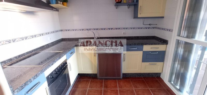 Foto ec36ef55-1f6d-4d30-82c5-522bd64f4e1e. Xalet amb aparcament piscina a La Laguna Chipiona