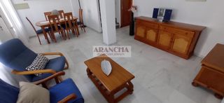 Duplex in Puerto Deportivo. Duplex en venta con garaje en el puerto deportivo chipiona