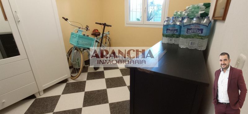 Foto 19178401-318d-4011-8a91-6ae3f4142730. Planta baja piso planta baja en venta con parking en Chipiona