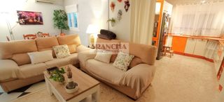 Ground floor in Avenida de Rota. Piso planta baja en venta con parking en chipiona