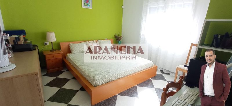 Foto b1b08f7e-521a-4bd8-a873-c5e48779b2a0. Planta baja piso planta baja en venta con parking en Chipiona