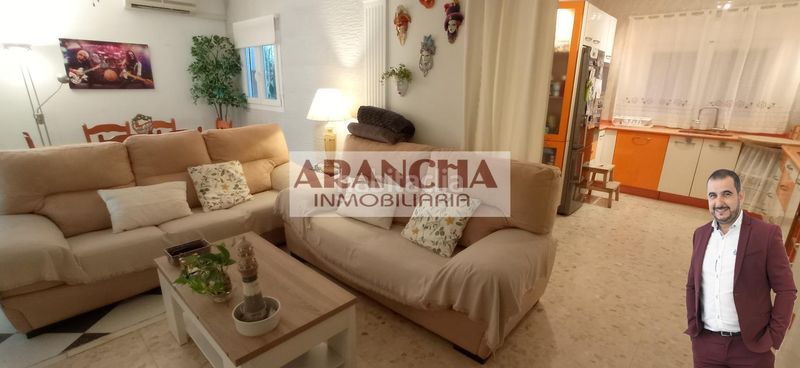 Foto e3e4f4b1-3185-4108-8041-469f5168e0fd. Planta baja piso planta baja en venta con parking en Chipiona