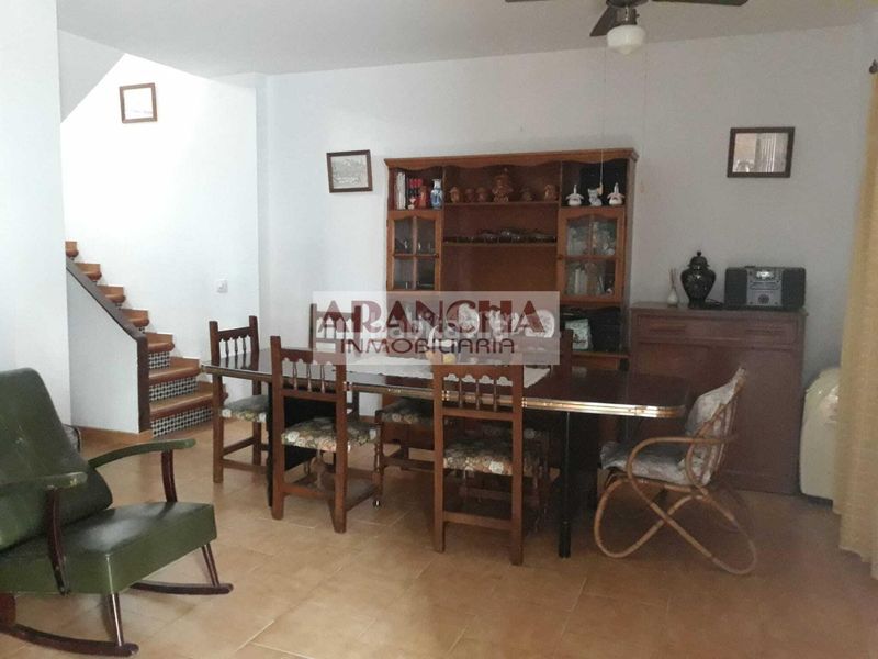 Foto bc0ec6fe-248b-4cff-bfec-3d7b654911d7. Dúplex a Centro Chipiona