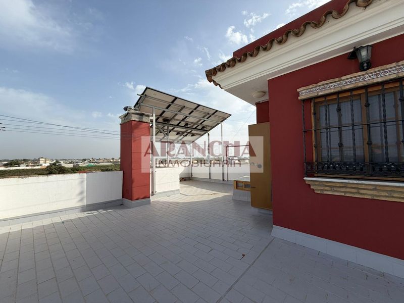 Foto d27af4bd-f1c2-4047-9168-d7f1220141bf. Casa amb aparcament a Chipiona norte Chipiona