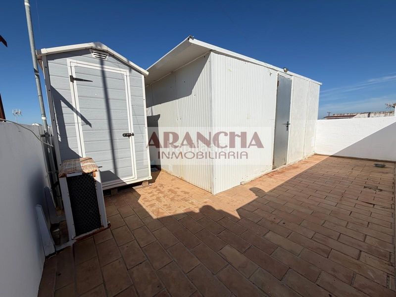 Foto b5d66b44-8b6b-4a1f-8870-faf319dbc067. Duplex in Avenida de Rota Chipiona