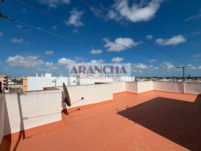 Foto c96c507d-1e85-434b-b727-fa582b520081. Pis a Santuario Chipiona