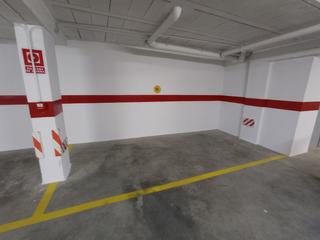 Aparcament cotxe a Santuario. Garaje y trastero santuario