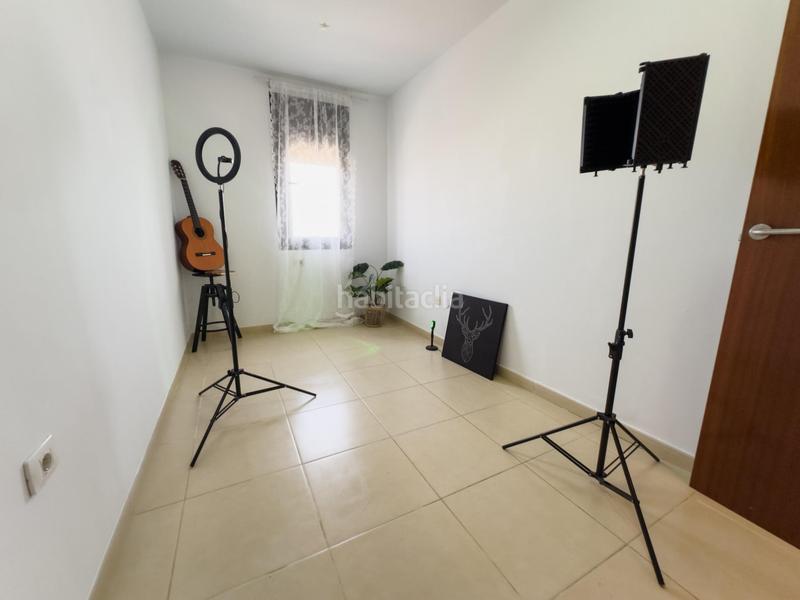 Foto 5ec918af-01cc-49c1-aabc-7a4cfb039ae4. Piso  de dos habitaciones garaje y trastero en los Alisios en Santa Cruz de Tenerife
