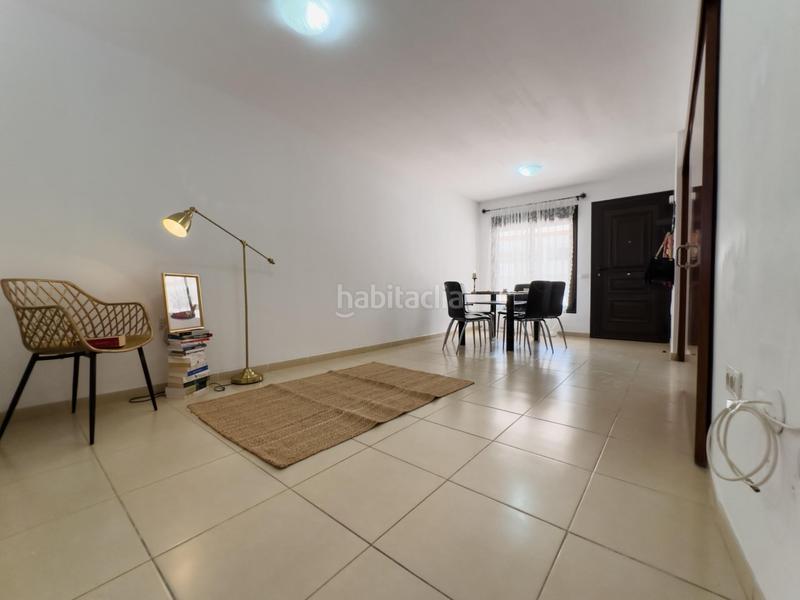 Foto c46ef8b8-1aa3-400b-93ea-0926f4abd8d1. Piso  de dos habitaciones garaje y trastero en los Alisios en Santa Cruz de Tenerife