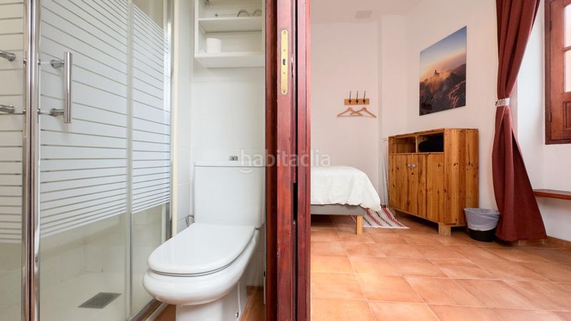Foto dfefaa24-dd06-4578-ac46-e2f268bee56d. Edificio in Buenavista del Norte