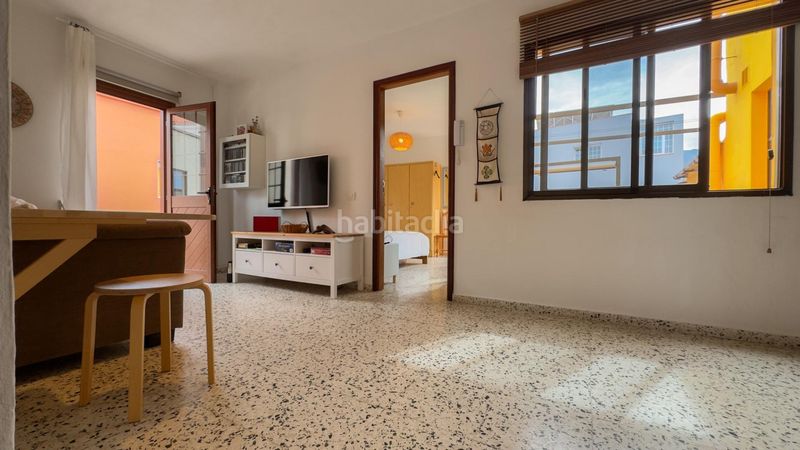 Foto fb5734e5-4498-4ce7-92dd-c03b31cb3a98. Edificio in Buenavista del Norte