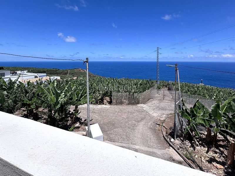 Foto 0fcece84-153c-47ad-ac5c-3b2deb515dc3. Rent flat with parking in Barlovento