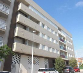 Edificio  Avenida de san francisco. Edificio de 125 activos