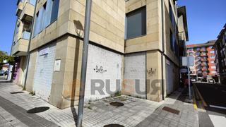 Location Local commercial  N/a. Local en alquiler en renedo, 1 dormitorio.