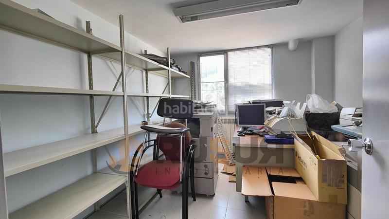 Foto b84c44f8-41a0-445d-93c6-068abfe4295c. Affitto ufficio in Renedo Piélagos