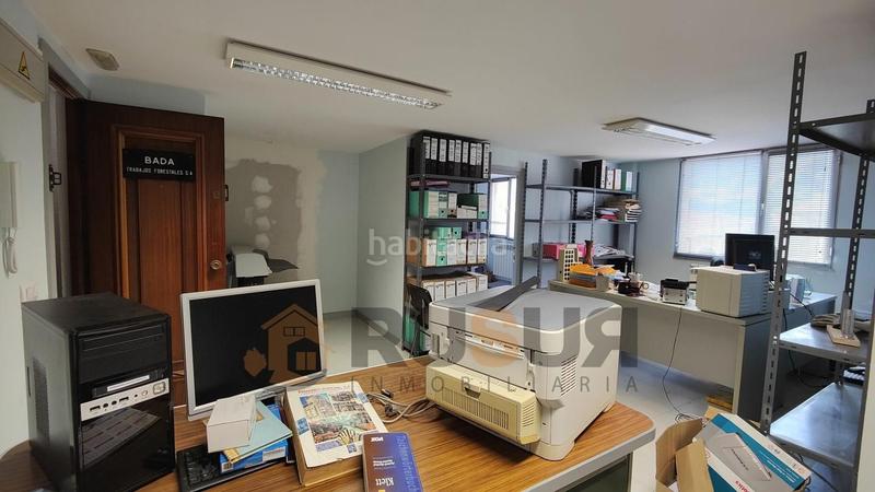 Foto fb528949-7532-4b65-84a7-5de16aed234d. Alquiler oficina  en alquiler en Renedo, 3 dormitorios. en Piélagos