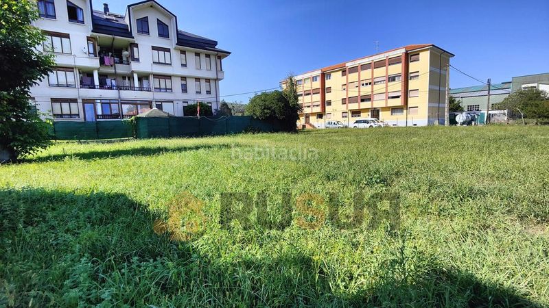 Foto a3790178-c8b7-49dc-9367-46d3dd2abce9. Terreny residencial a Vioño Piélagos