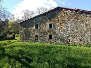 Masia a Villafufre. Casa rural en venta en villafufre, 1 dormitorio.