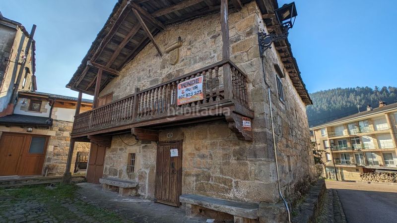 Foto 279eaea1-55a2-40ff-8f26-cb601b46e73e. Masia amb aparcament a Vega de Pas