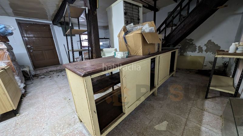 Foto 2f878ef2-f5cb-4ffb-8e84-75dec380eabb. Masia amb aparcament a Vega de Pas