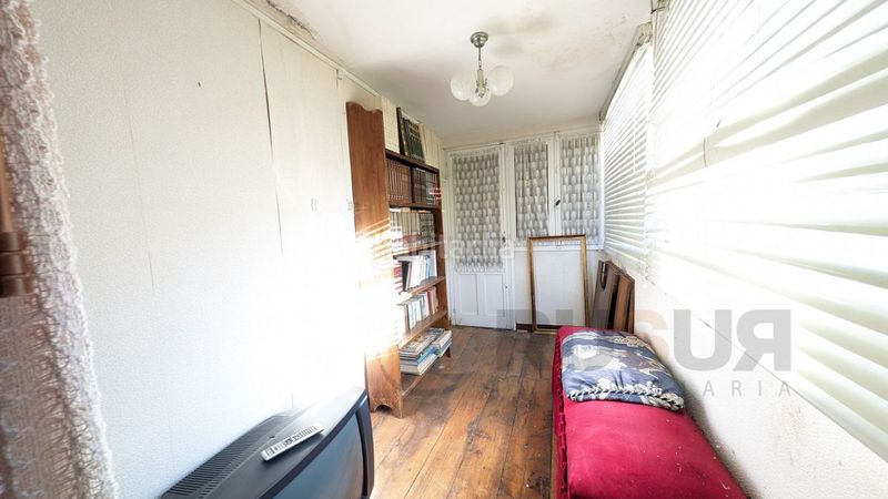 Foto 670a81b0-8f5c-4864-a776-926053038cfe. Masia amb aparcament a Vega de Pas