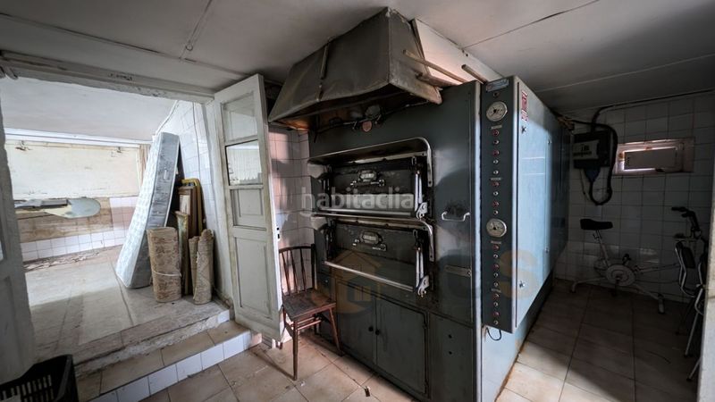 Foto e1061f0c-7bd0-4744-968f-e933a6172d67. Masia amb aparcament a Vega de Pas