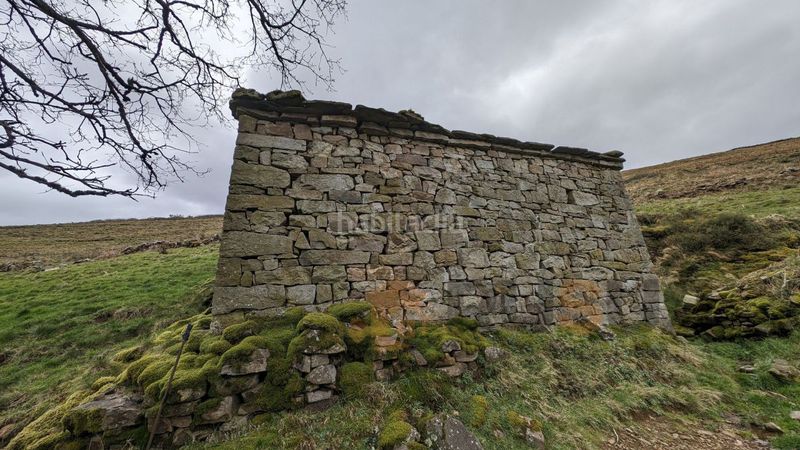 Foto 9d75e81c-a623-4ca5-bb27-215a212947d5. Masia a Selaya