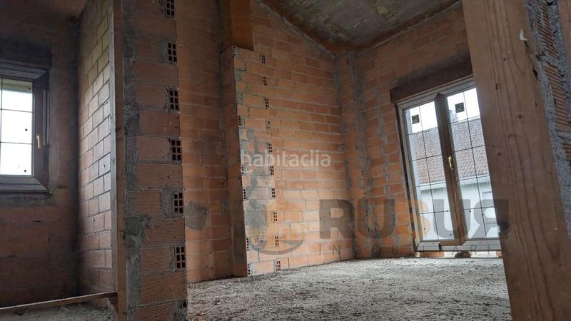 Foto 9dbda84a-59a1-4d90-a7fa-bb32c287bcb2. Chalet con parcheggio in Campoo de Yuso