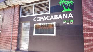 Local commercial à Trucks 2. Local com. en venta en centro.