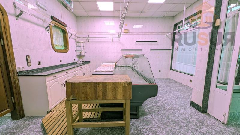 Foto 702e3401-cc06-4140-80b6-868b8cb6a252. Lloguer local comercial a manuel avila 3 a Renedo Piélagos