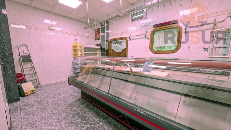 Foto 90d91546-a328-43d5-9161-3ca7aaa1078d. Lloguer local comercial a manuel avila 3 a Renedo Piélagos