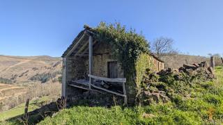 Masia a Vegalosvados 12. Casa rural en venta en san pedro del romeral, 2 dormitorios.