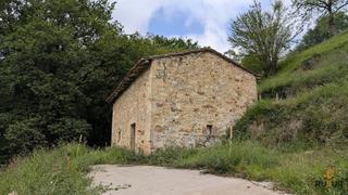 Masia a Hijas 22. Casa rural en venta en puente viesgo, 2 dormitorios.
