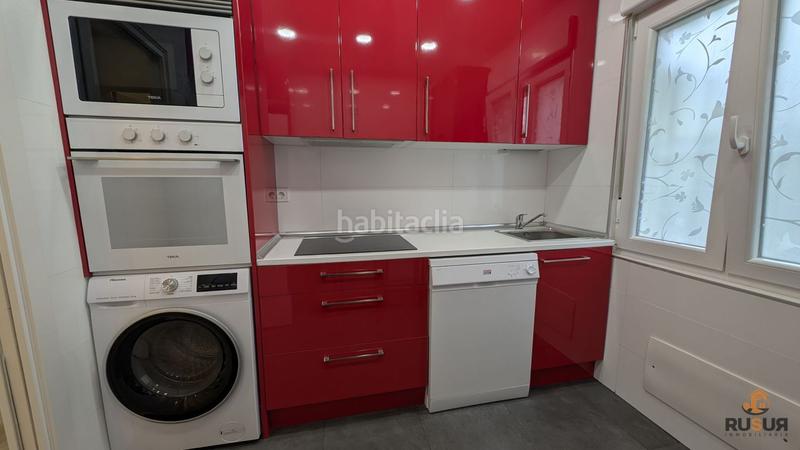 Foto f928a591-a0f7-409c-86ac-ea07f44fc8a4. Rent flat with heating in Cuatro Caminos Santander